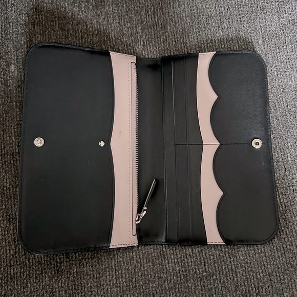 Kate Spade New York Medium Nadine Clutch Wallet - Picture 6 of 8